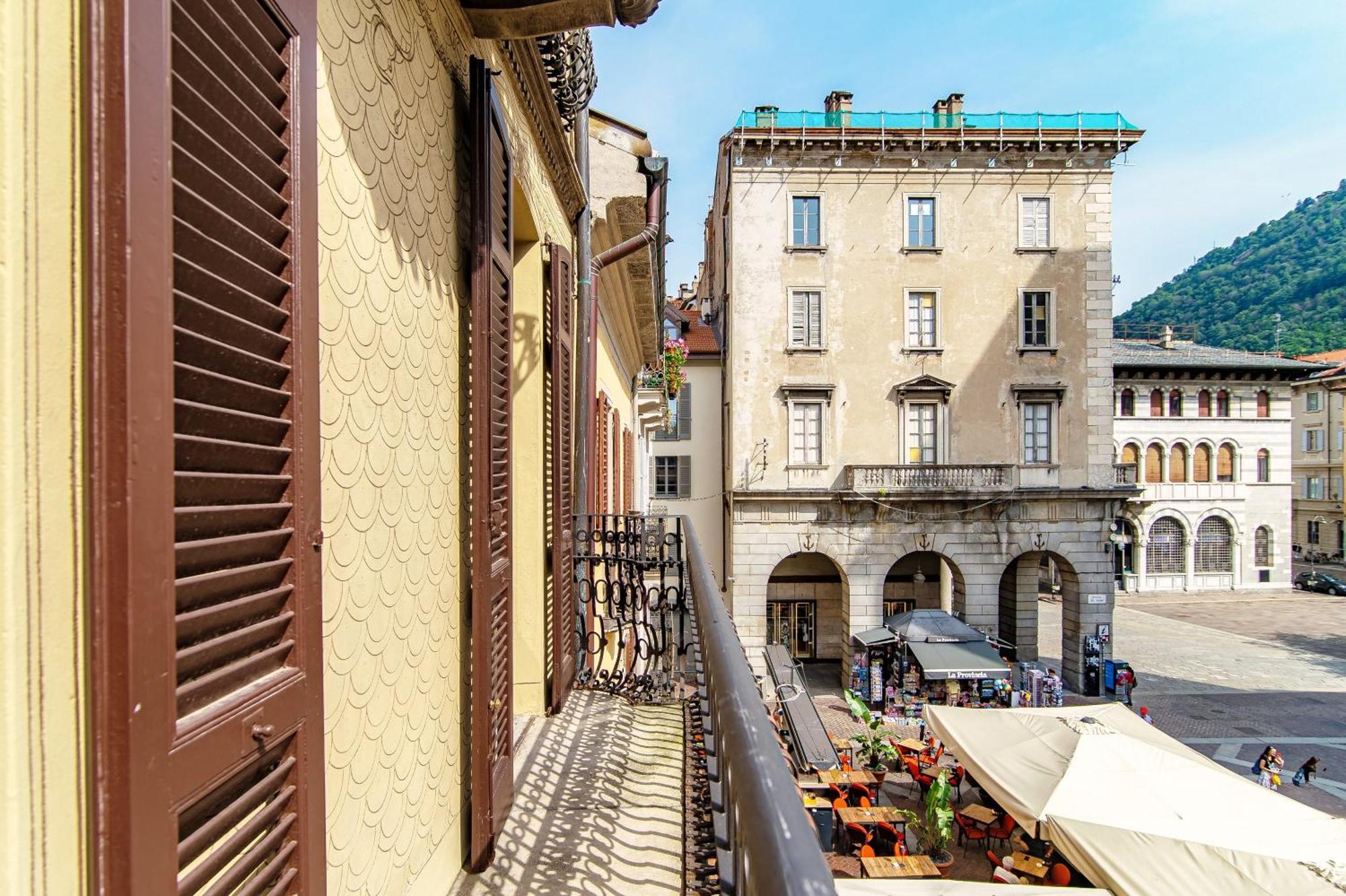 Dome'S Magic - The House Of Travelers Apartment Como Exterior photo